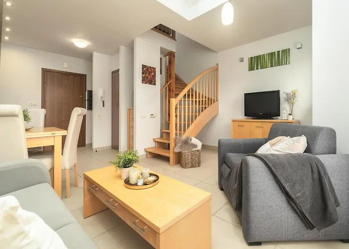 In By Baltic Sea Реваль